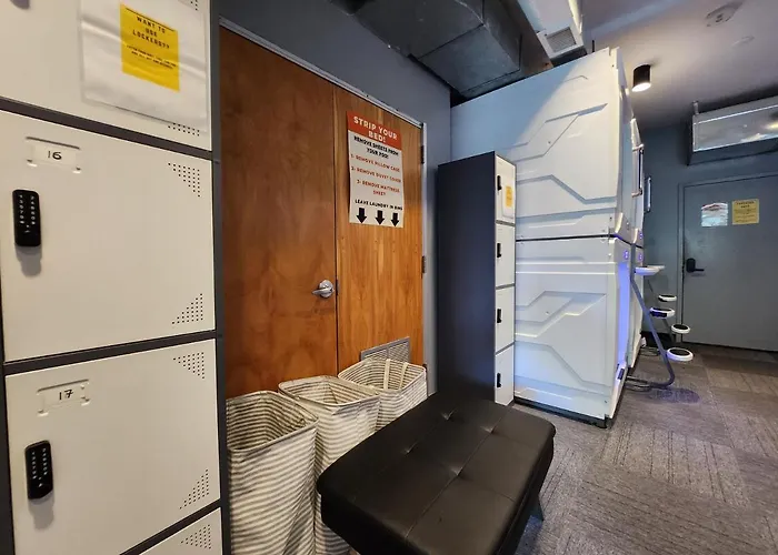U Street Capsule Hostel