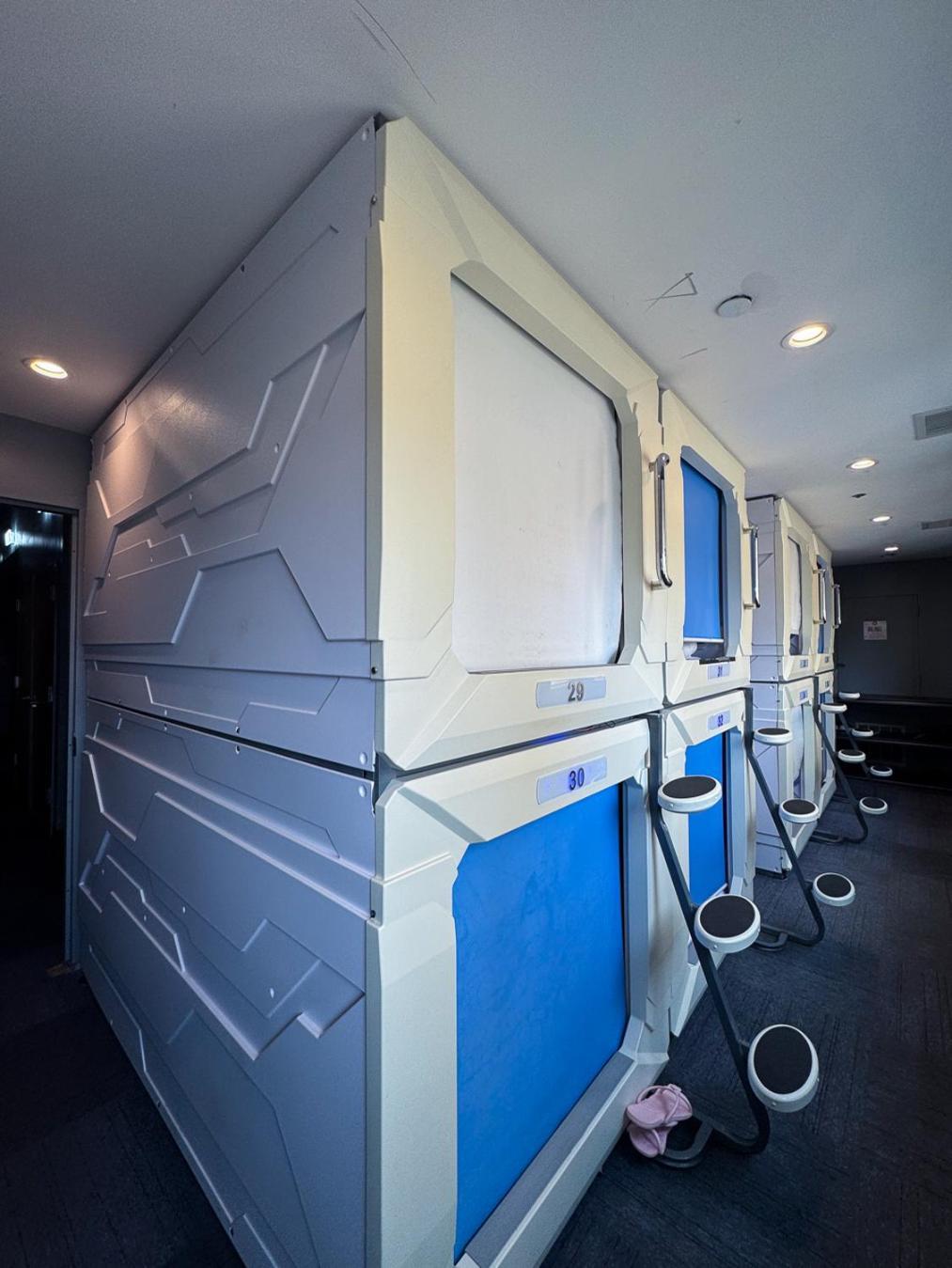 U Street Capsule Hotel a capsule